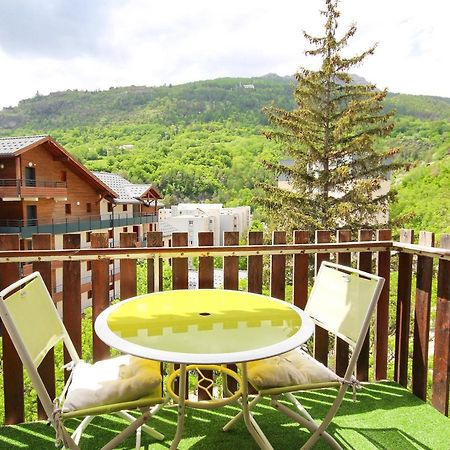 Coquet Appartement Type 2 De 56 M² En Centre Ville Briancon  Luaran gambar