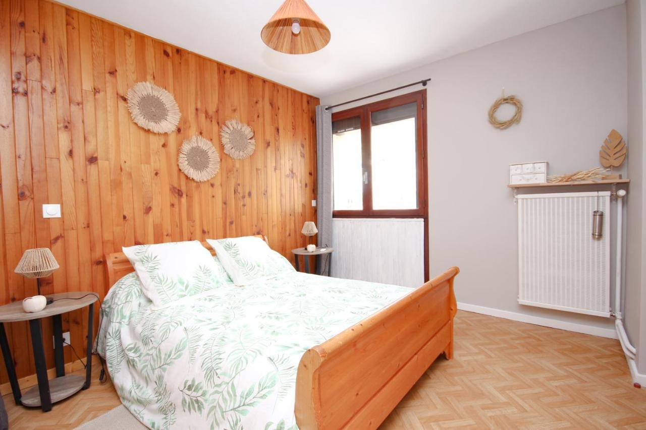 Coquet Appartement Type 2 De 56 M² En Centre Ville Briancon  Luaran gambar